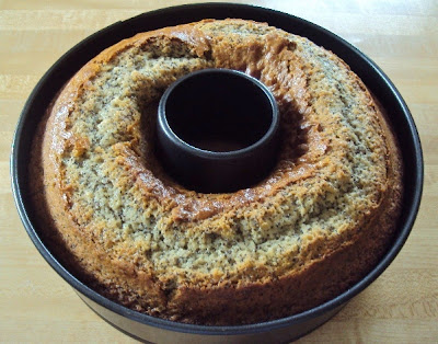 Poppyseed cake that is moist & delicious! 