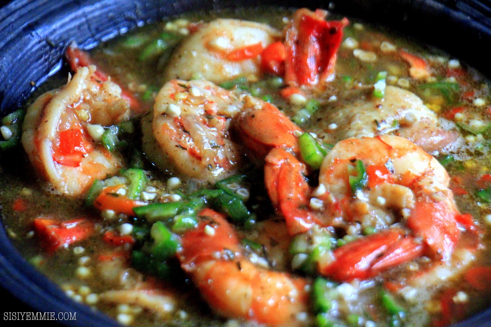 OILLESS OKRA SOUP GBAGBAFOFO (FITFAM FRIENDLY!) SISIYEMMIE