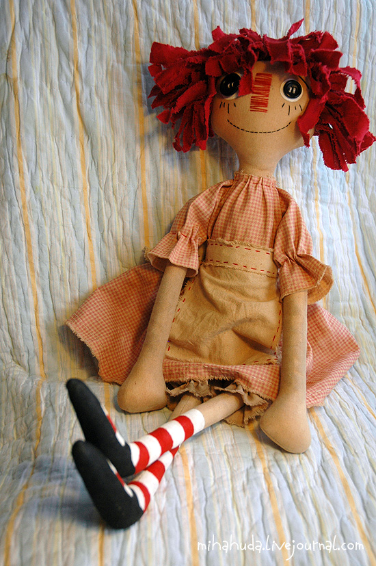 Тряпичная энни. Кукла Реггеди Энн. Тряпичная кукла Реггеди Энн. Чердачные куклы Реггеди Энн. Куклы в стиле Реггеди Энн.