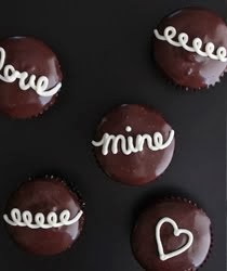 ♥ Hostess Style Cupcakes