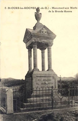 CPA monuments aux Morts du Puy-de-Dôme, Saint Ours les Roches