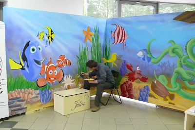 Artystyczne malarstwo ścienne, aranzacja ściany w pokoju dziecięcym, Bydgoszcz