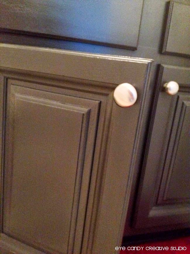 Eye Candy Creative Studio HOME HOWTO Repaint a Bathroom