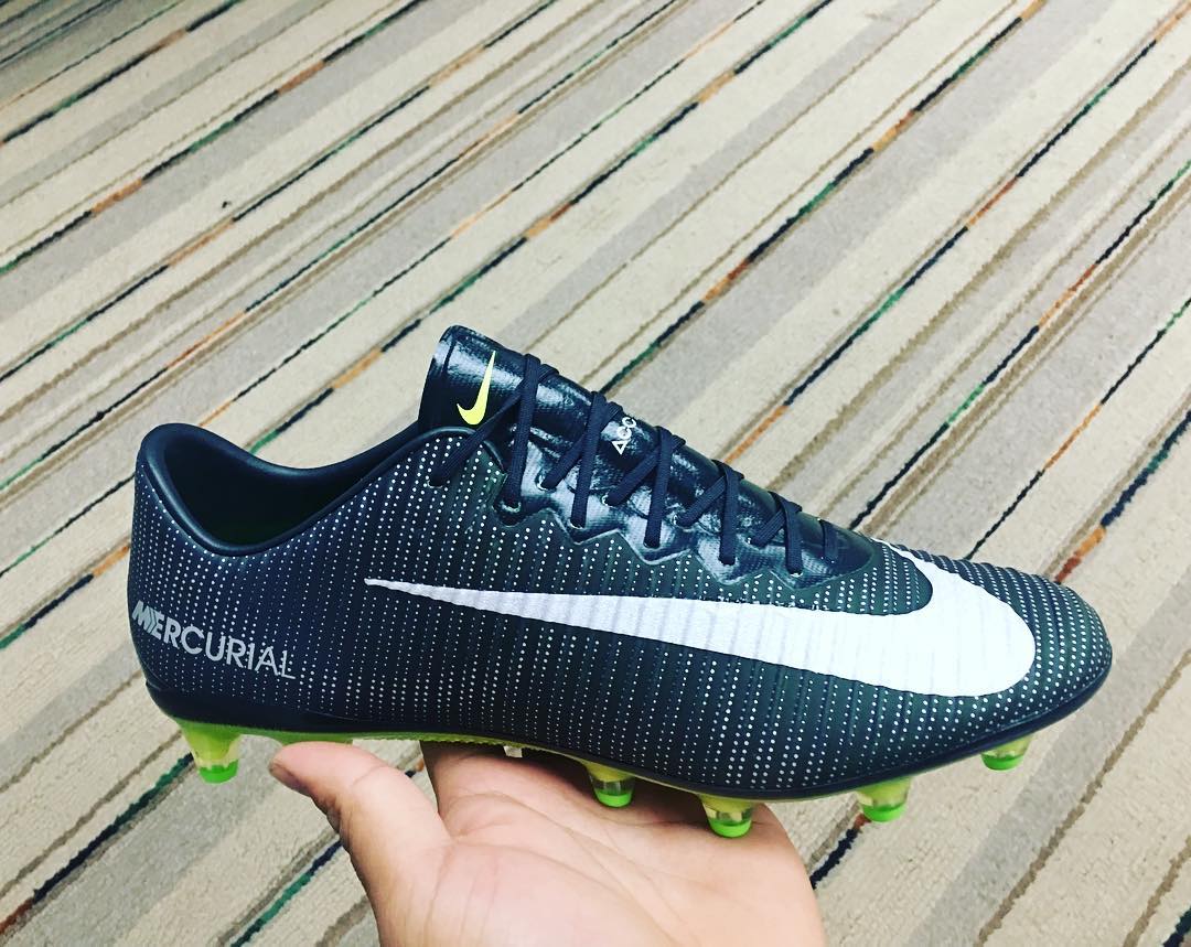 mercurial cr7 boots
