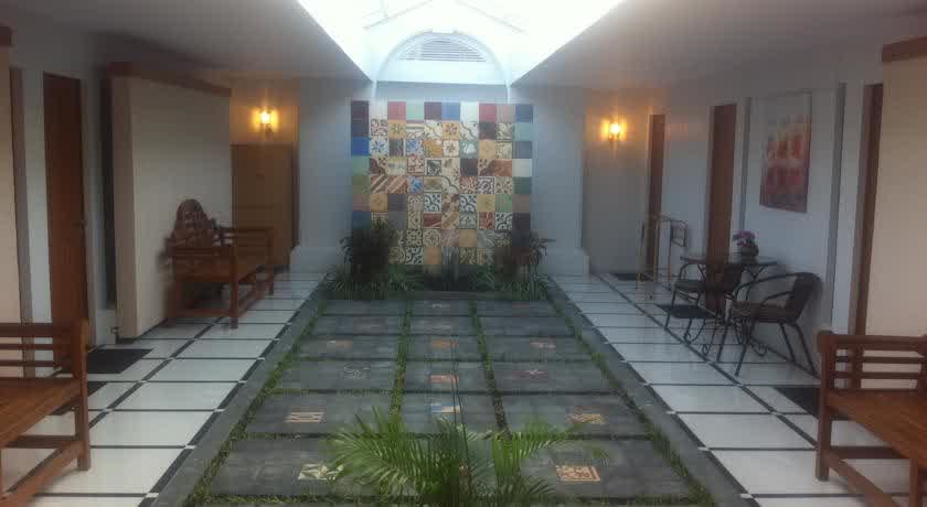 Panca Dewi Guest House Hotel Murah Dekat Stasiun Lempuyangan - Panca Dewi Guest House