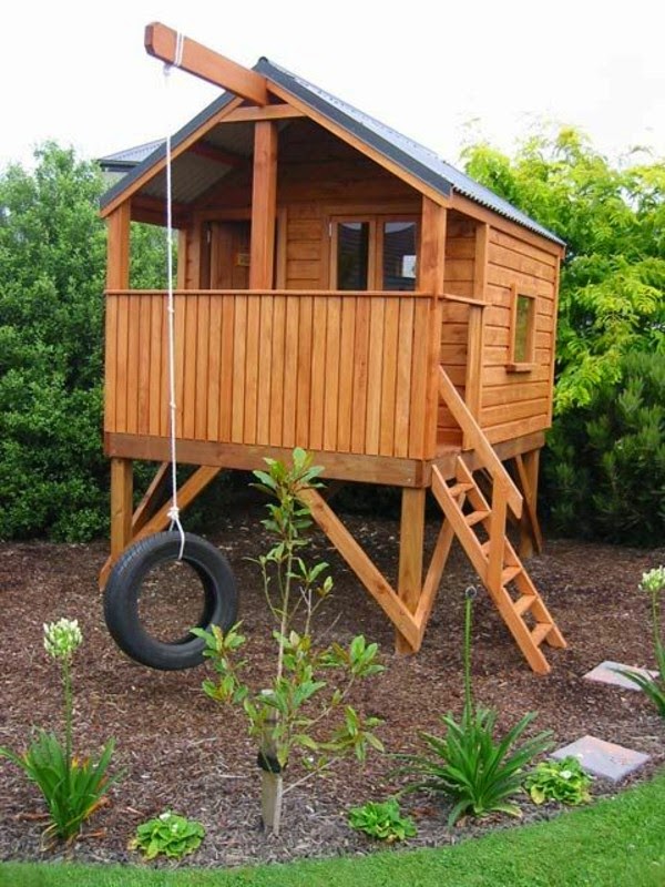 Super fun Playhouse for the kids!