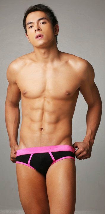 Beauty and Body of Male : Jake Cuenca Actor.