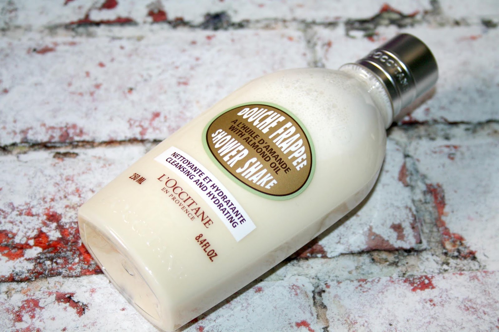 Beautyqueenuk A UK Beauty and Lifestyle Blog L'Occitane Almond Oil