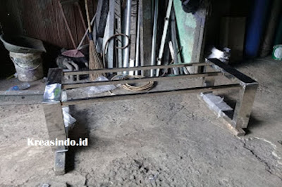 Model Kaki Meja Stainless dan Besi Model Kaki Meja Stainless dan Besi