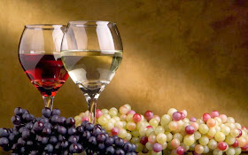 wine-grapes-glasses