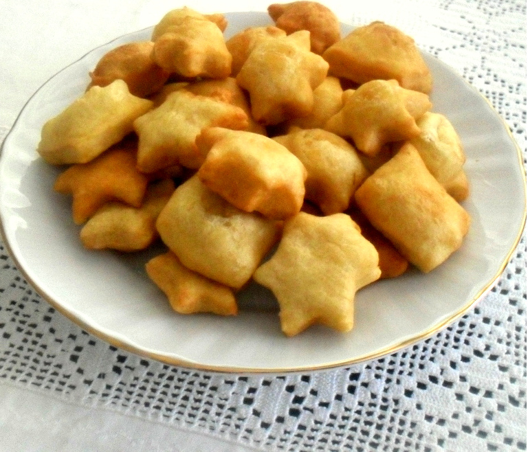 MİNİ MUTFAKTAN Sodalı Hamur Kızartması (Şelame)