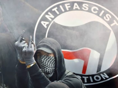 antifa-finger-BACK%2BAT%2B%2527YA%2BLEFTARD.jpg