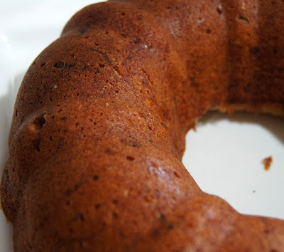 Simple Vegetarian Recipes: Banana Bundt Cake