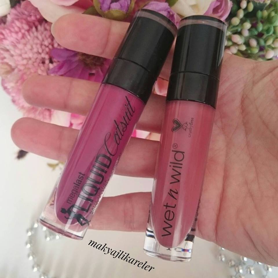Makyajlı Kareler Wetn Wild Megalast Liquid Catsuit Matte Lip Color Ruj