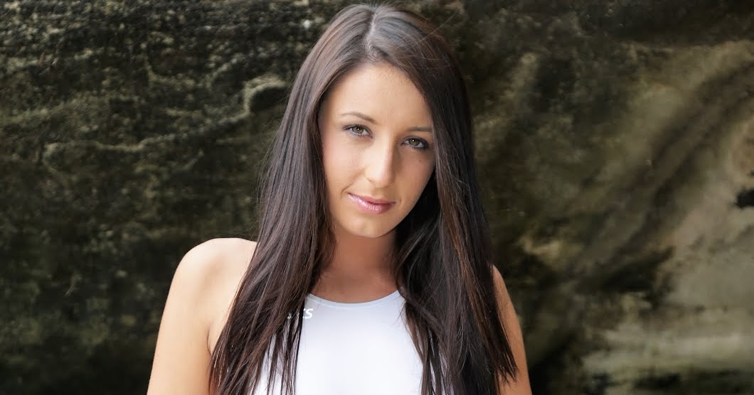 Rochelle @ Swimsuit Heaven