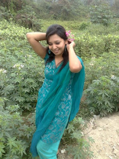 Sadia Jahan Prova Hot And Sexy Model And Actress Exclusive Photo