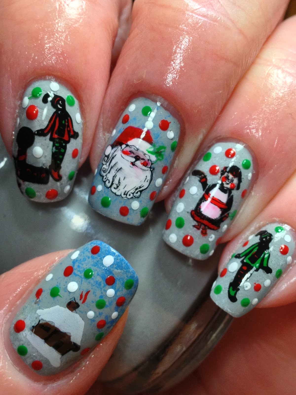 Canadian Nail Fanatic: Santa's Getting Ready at the North Pole!