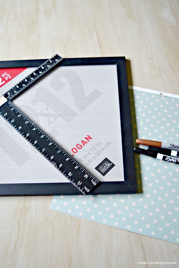 How to make your own DIY dry erase weekly calendar from a picture frame