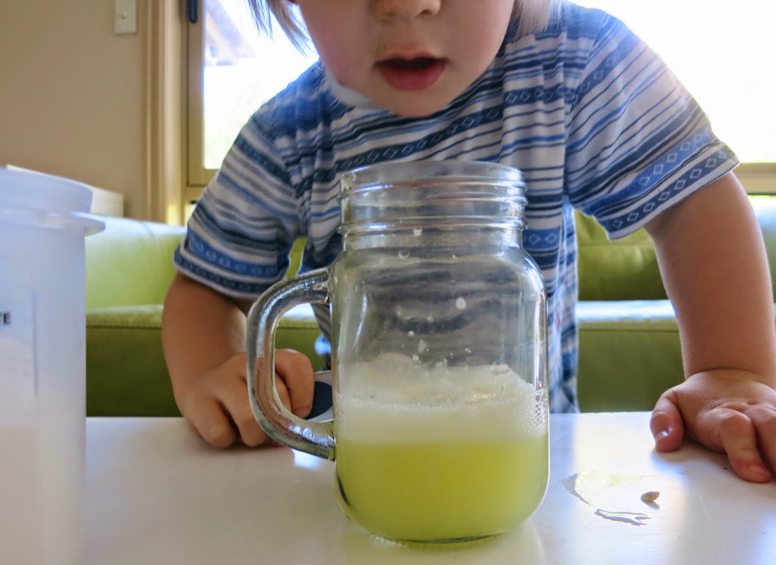 Learn with Play at Home How to make Fizzing Lemonade. Edible Science