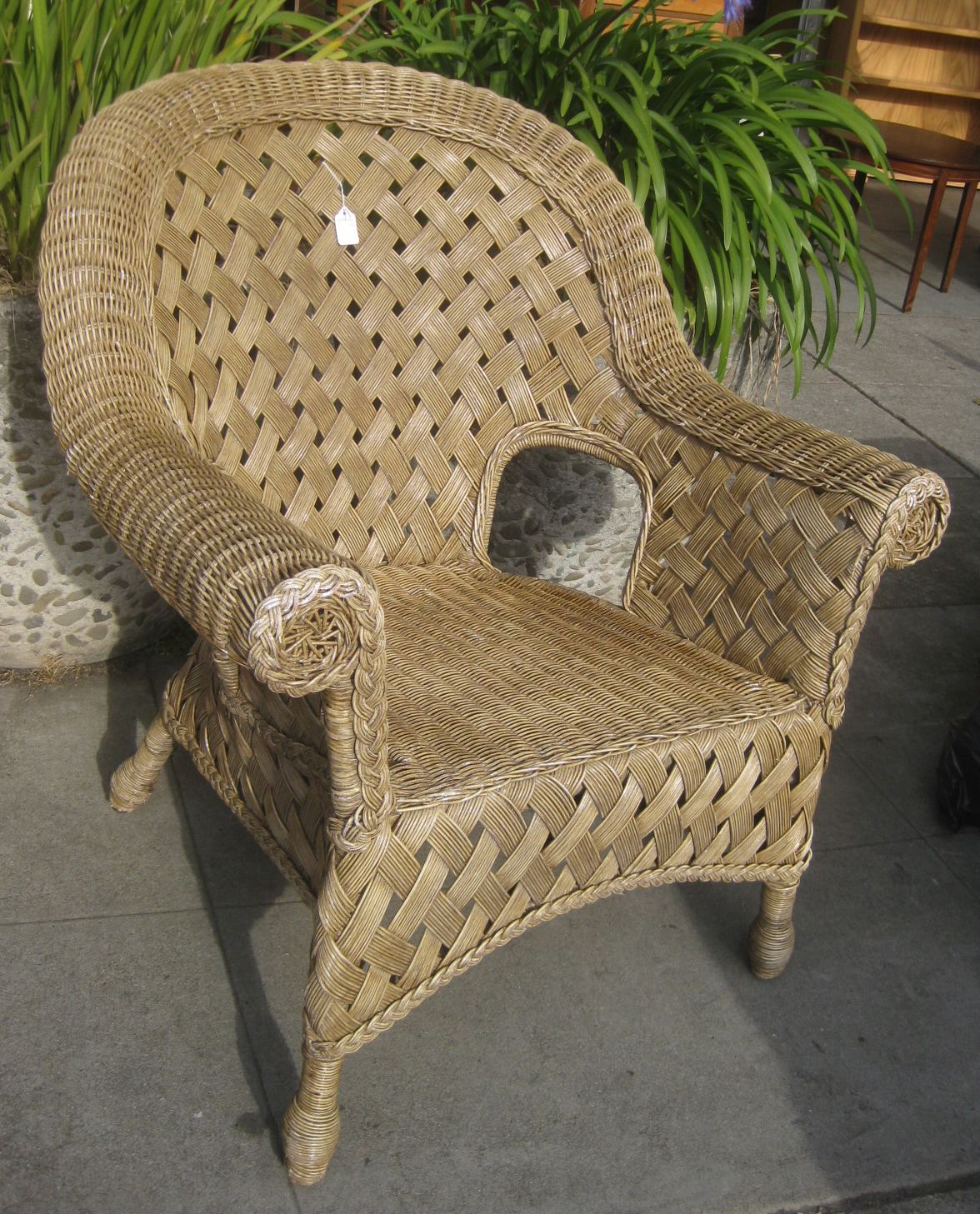 UHURU FURNITURE & COLLECTIBLES SOLD Wicker Easy Chair 50