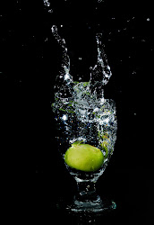 fruit splash water into fruits speed glass portrait splashes woondu splash1
