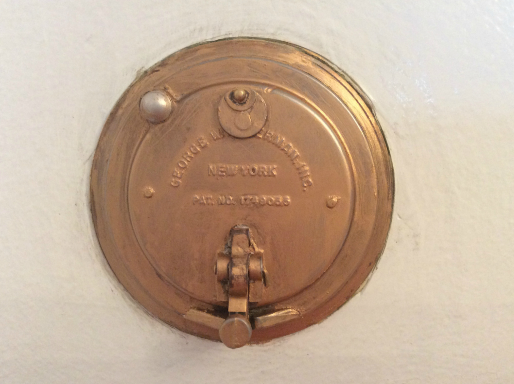 Antique Door Peepholes & Speakeasy Heart Door Security Grille Or