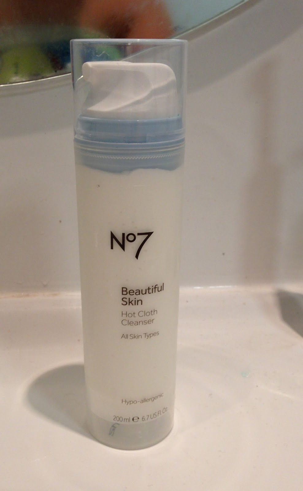 Red Lips & Leopard Print No7 Hot Cloth Cleanser Review