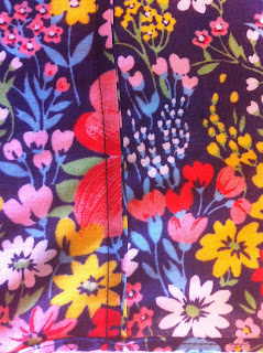 Close-up of French seams on my new Grainline Tiny Pocket Tank