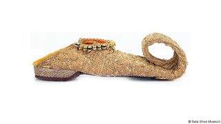 Sepatu Mojari Emas (1790-1820) Sepatu Mojari Emas (1790-1820)