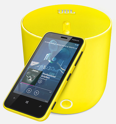 Nokia Lumia 620 - JBL PlayUp Portable Wireless Speaker for Nokia