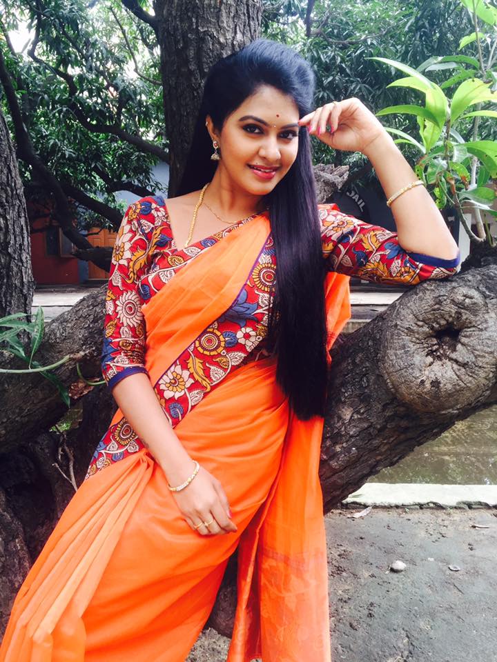 Serial Actress Mahalakshmi Hot Photos Serial Actress Mahalakshmi Hot Photos