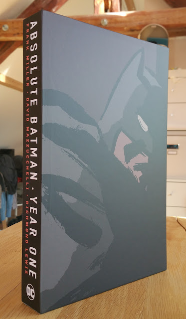 my absolute collection: Batman Year One Absolute Edition