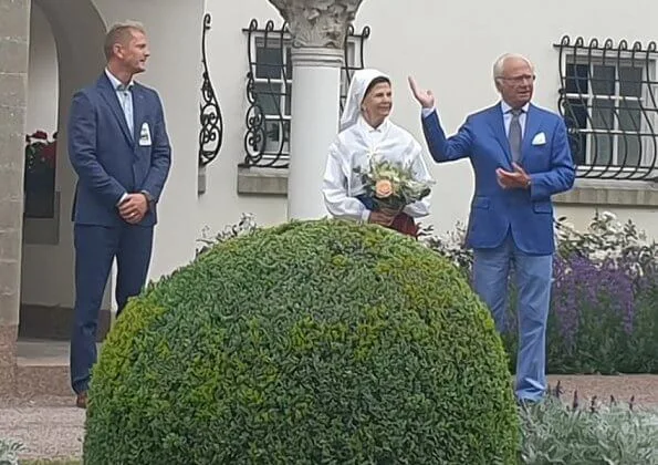 Solliden Palace in Öland. Queen Silvia is wearing a traditional local costume of Oland