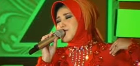 Lirik Lagu Dangdut - Nyanyian Rindu - Evie Tamala | Lirik Lagu Dangdut