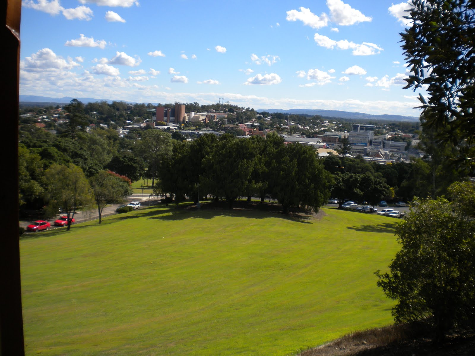 When in Ipswich.... A Journey through Queen's Park.
