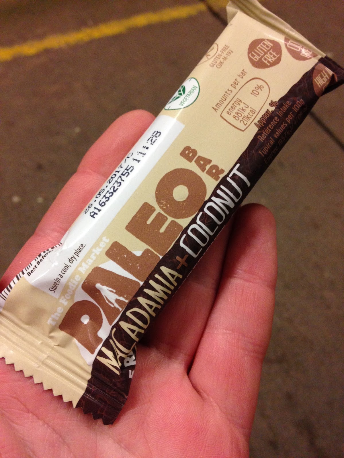 Aldi Foodie Market Paleo Bars Macadamia & Coconut