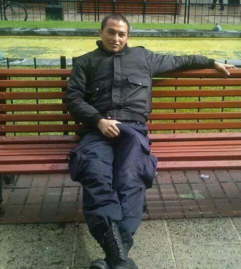 Satpam Pamer Kontol Gede | Satpam Kekar