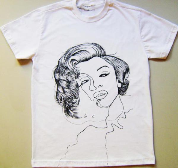 Camiseta Pintada a mão