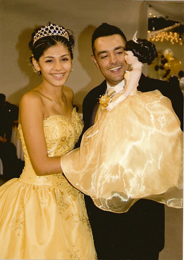 la ultima muneca para quinceaneras