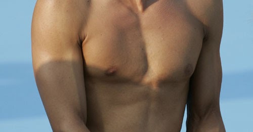 Michael phelps butt naked