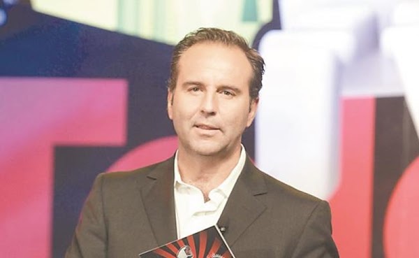 Defiende Esteban Arce su premio de periodismo Defiende Esteban Arce su premio de periodismo