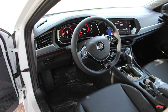 VW Jettta 2019 250 TSI R-Line