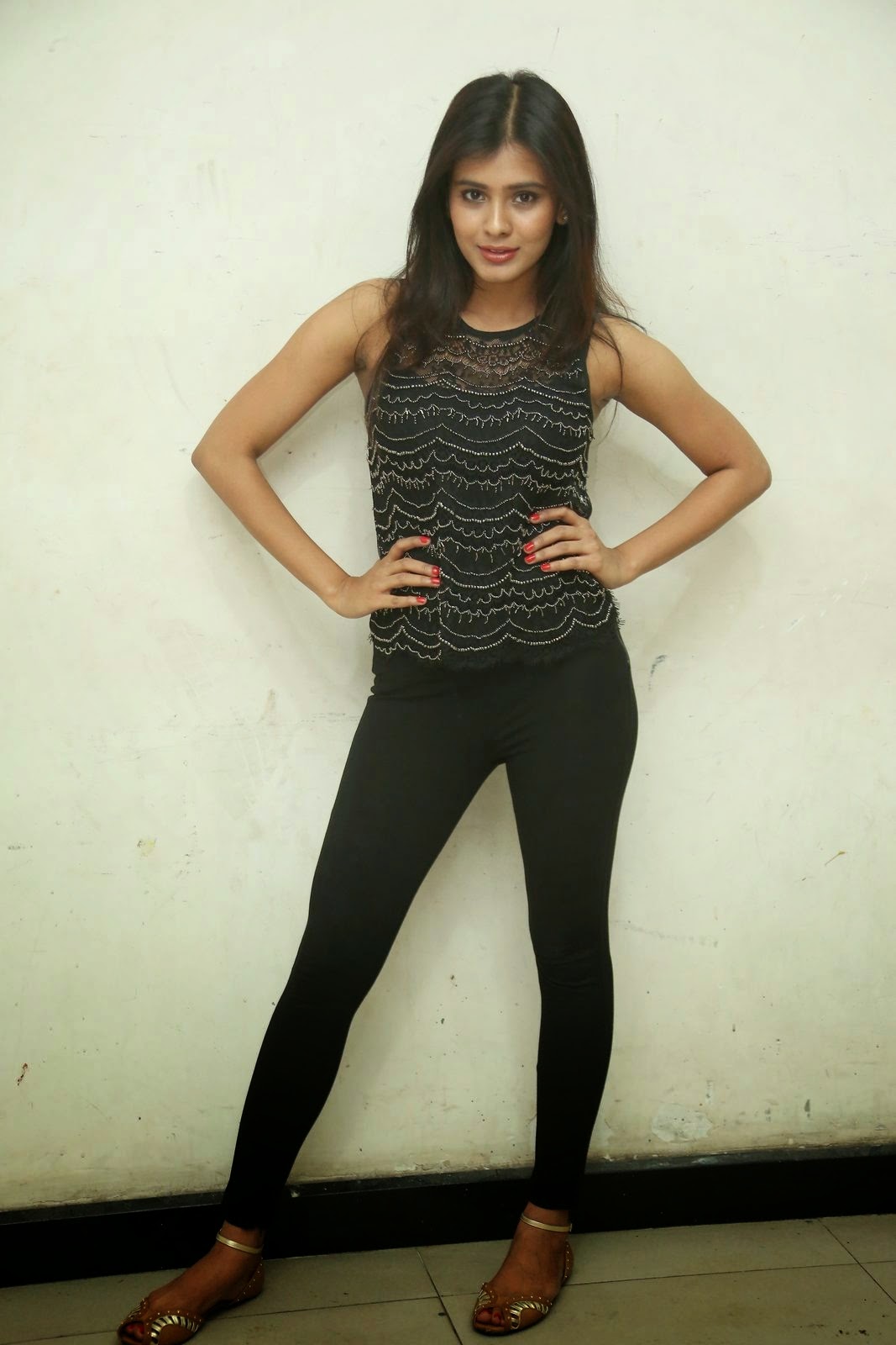 Heeba Patel Sex Videos - Indian Actress Heeba Patel Stills In Black Top Tight Jeans | Movie ...