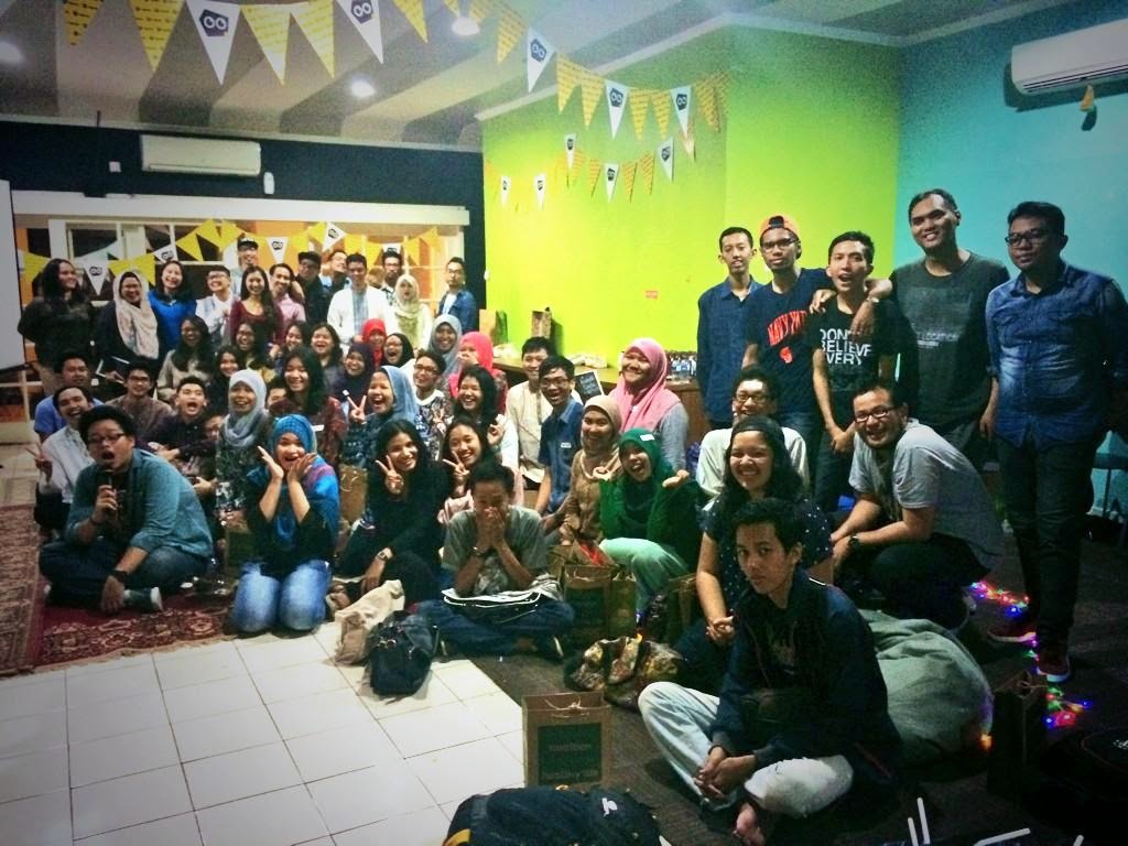 Foto bareng #LIVEdariBubarbur Foto bareng #LIVEdariBubarbur