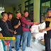 Sekdes Cimara Terima Bantuan untuk Korban Bencana dari Bara Nusantara
