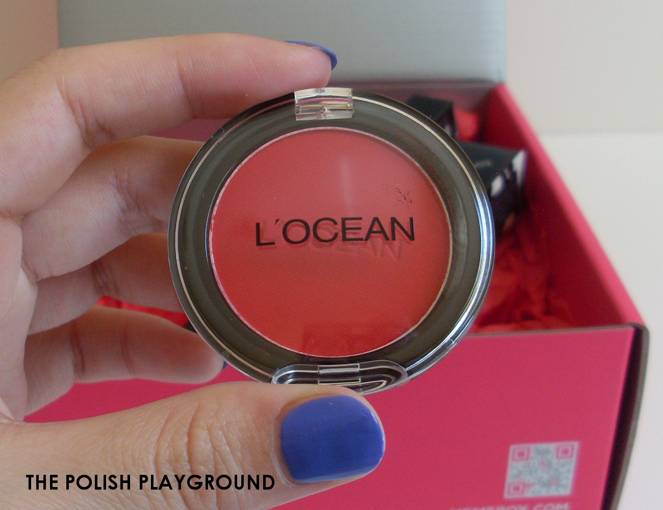 Memebox Colorbox #1 Red Unboxing - L'OCEAN Eye Shadow L-35 Red