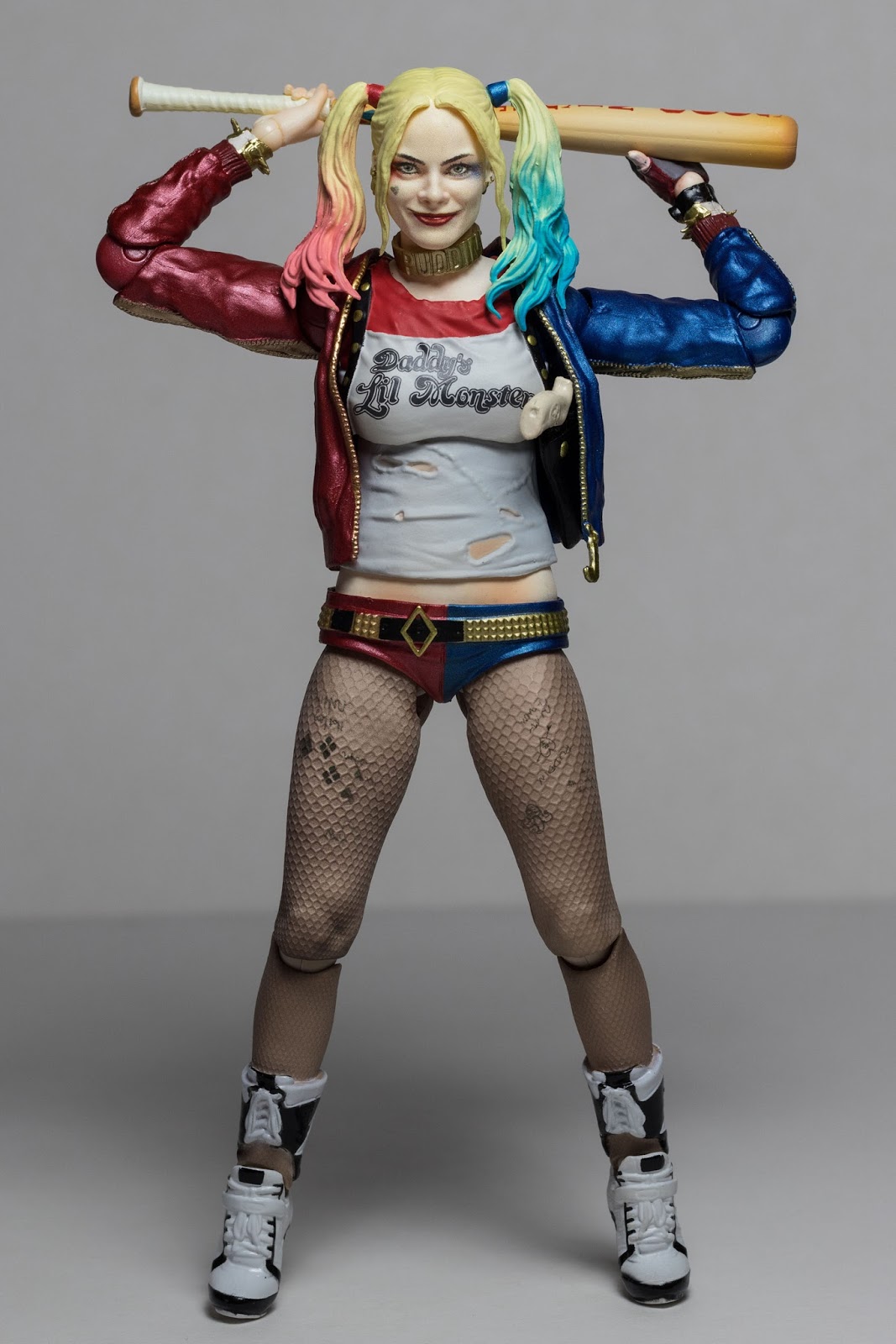 Doons Dungeon S.H.Figuarts Harley Quinn action figure review