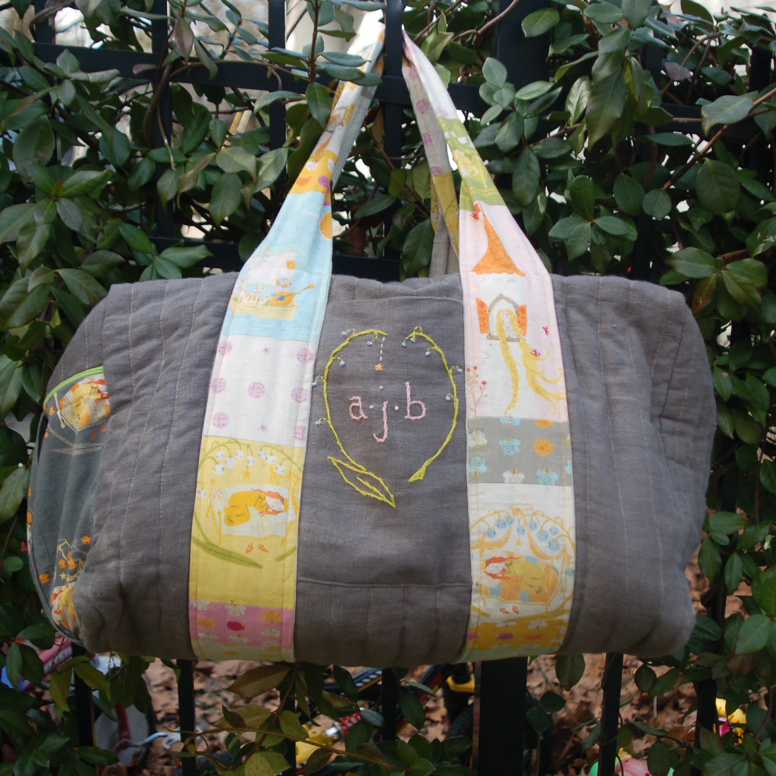 simply plain jane bag it