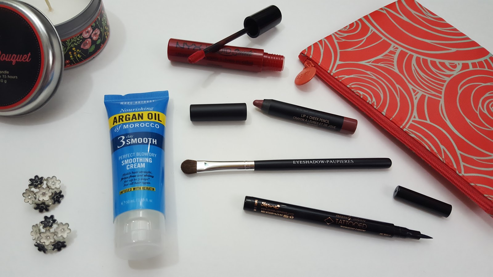 Compass Lane Chic How To Get A Personalized Bag of Beauty Products