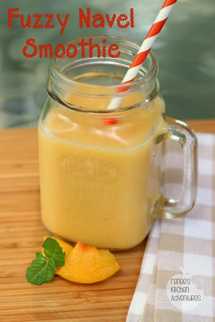 Fuzzy Navel Smoothie: A refreshing blend of peaches, orange juice and vanilla almond milk #smoothie